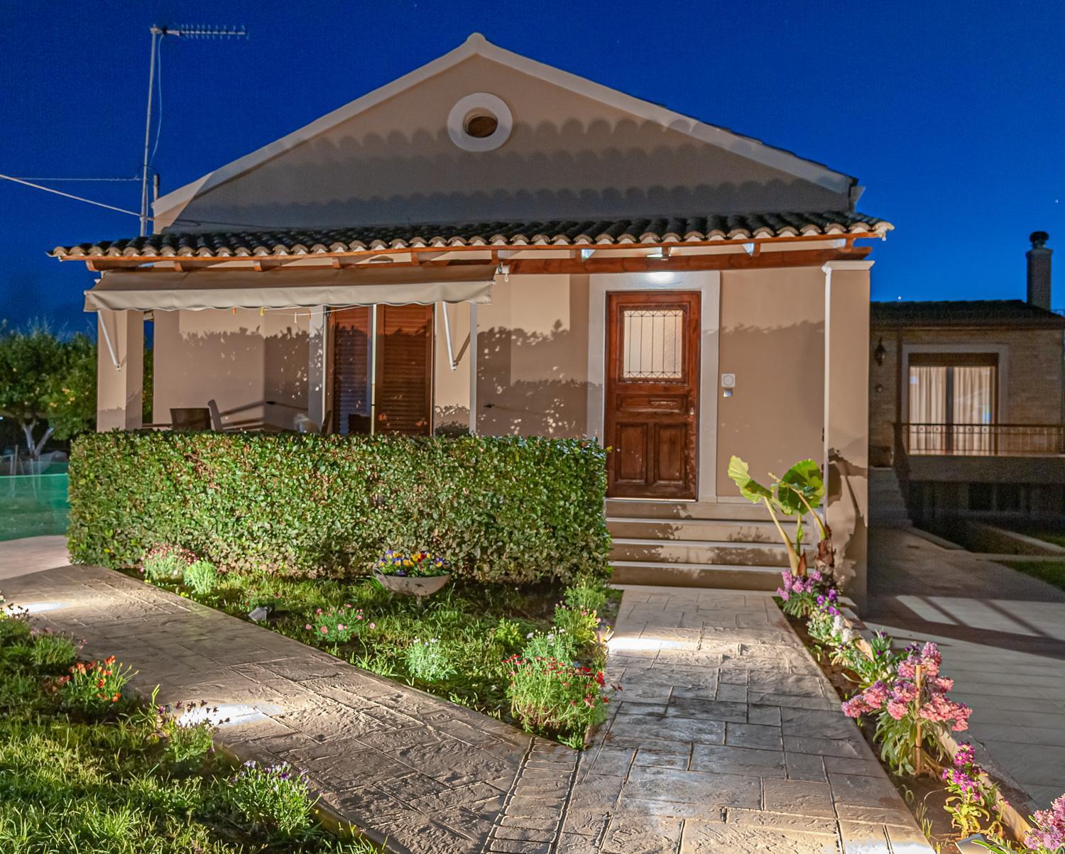 Small Garden By Studio Spyros Kanoni (Corfu) Exterior foto